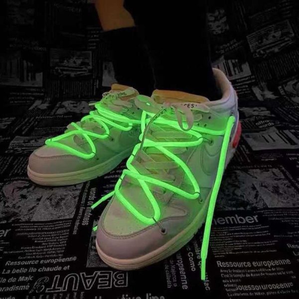 2 Pcs - Glow in the Dark Shoelaces - Image 2