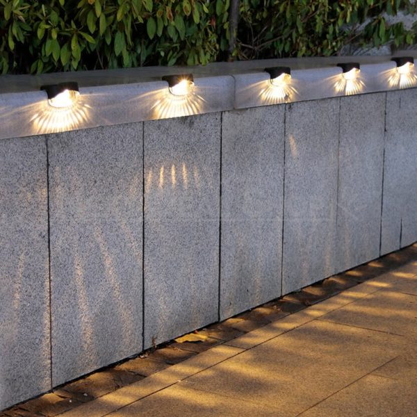 4 Pcs - Solar Powered Sunbeam Pattern Stair Light - Image 9